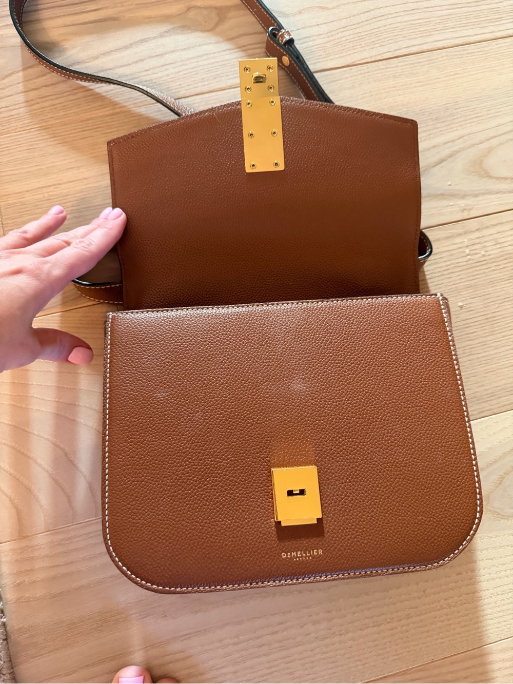 DEMELLIER VANCOUVER TAN SMALL GRAIN STITCHING - Picture 10 of 16